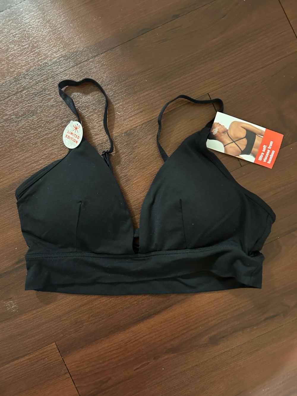 Hanes Black Lightweight Wireless Bralette with Adjustable Straps s